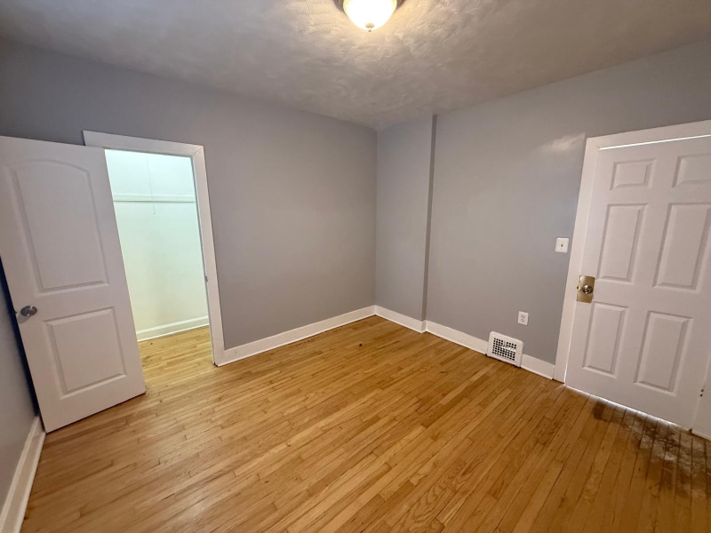 Building Photo - 650 N Lamon Ave