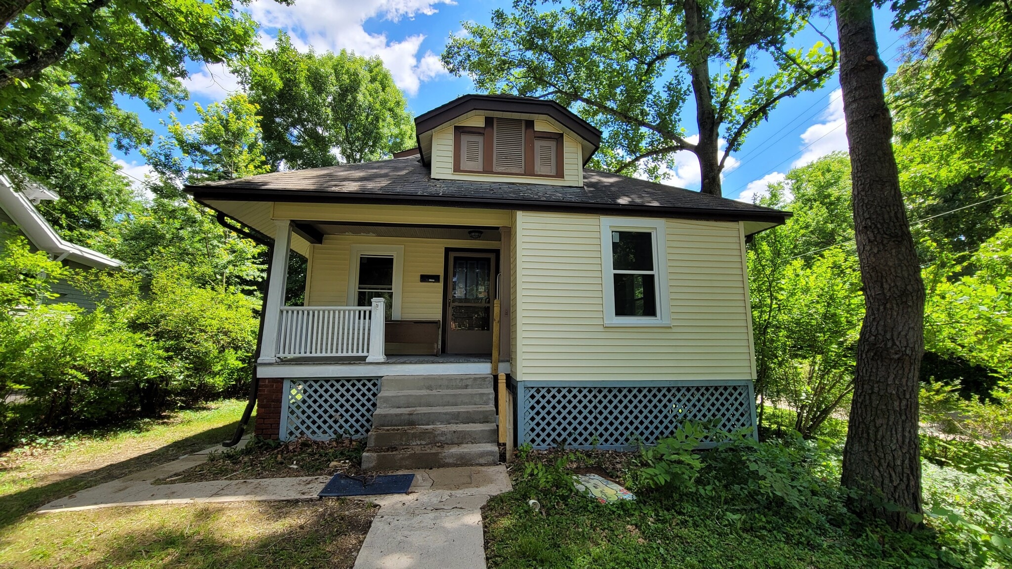 Building Photo - 59 Euclid Ave