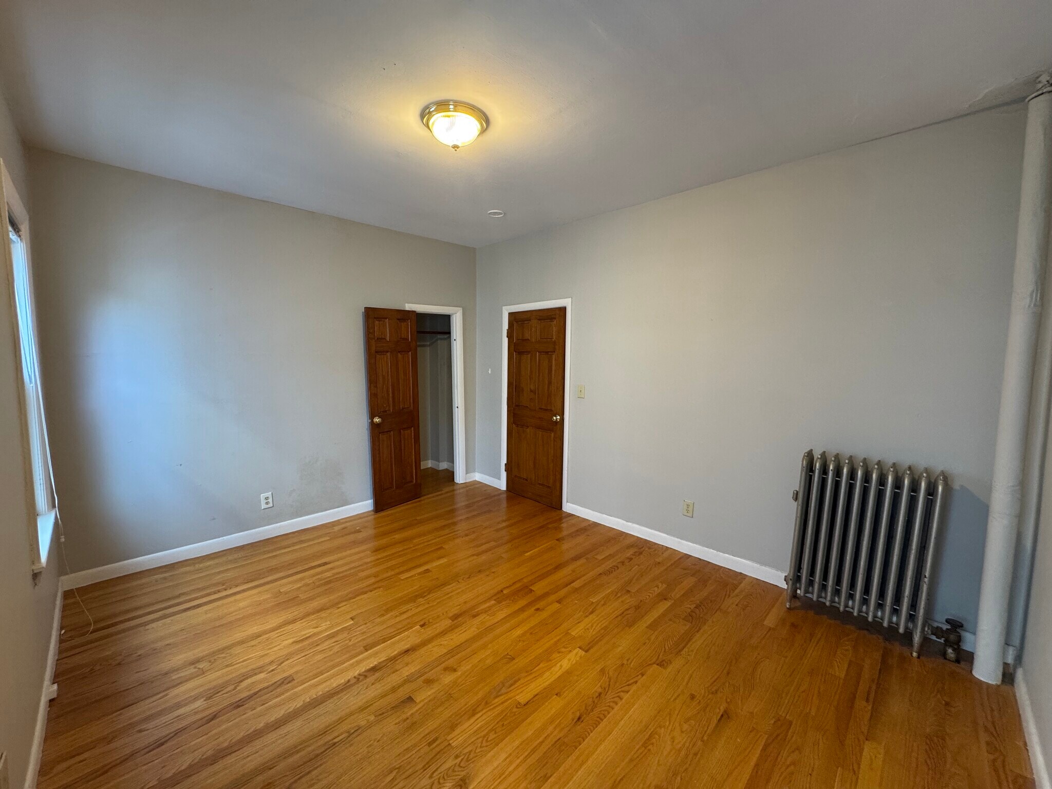Building Photo - 19 Tufts St