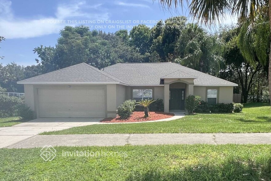 Primary Photo - 945 Park Valley Cir