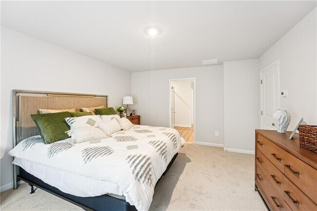 Building Photo - 80 Proust Cir