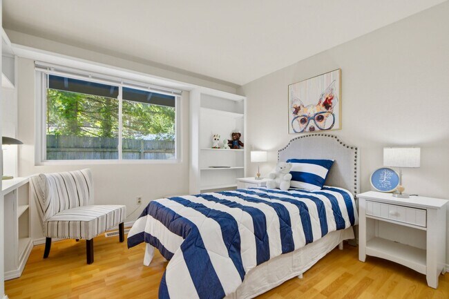 Building Photo - Pet-Friendly Rambler with Modern Updates and Great Layout