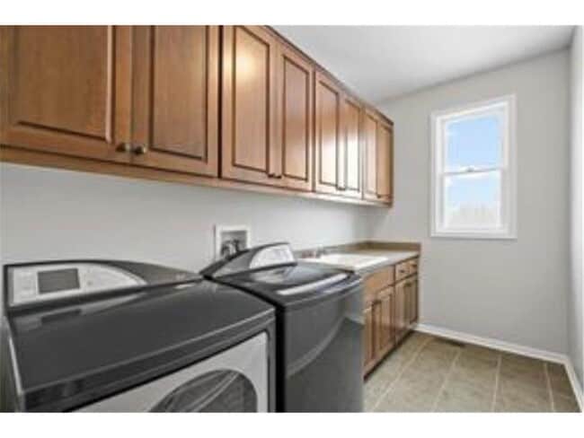 Building Photo - 12424 Princeton Ave