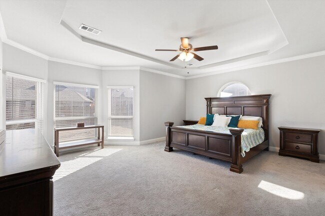 Building Photo - 1412 Summer Ln