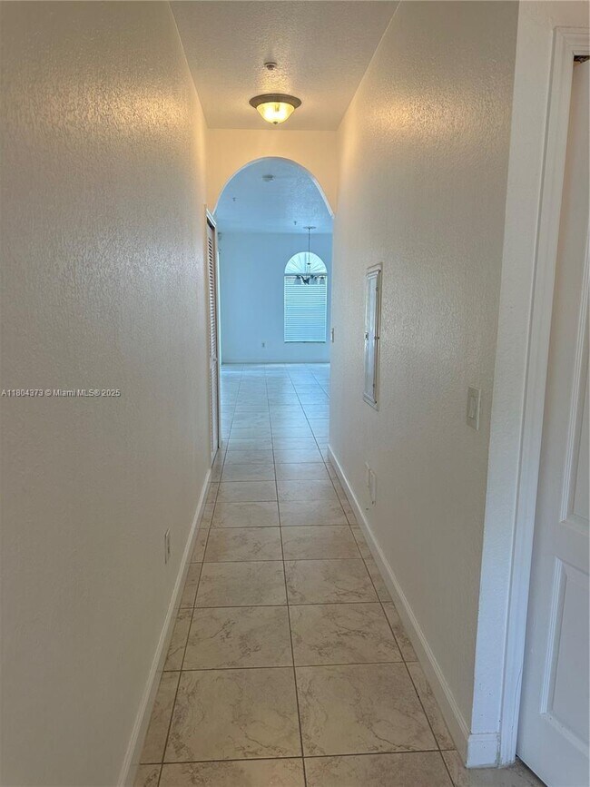 Building Photo - 4311 SW 160th Ave