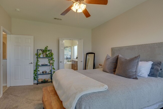 Building Photo - Spacious 3-Bedroom Home in a Prime Northwest ISD Location