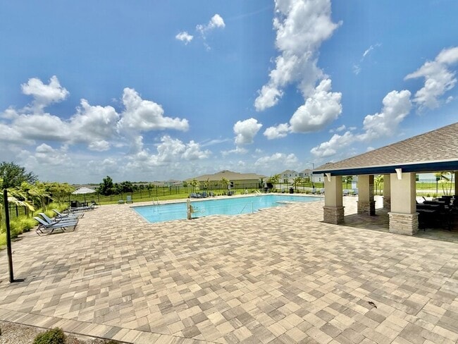 Building Photo - 1240 Tyler Lp