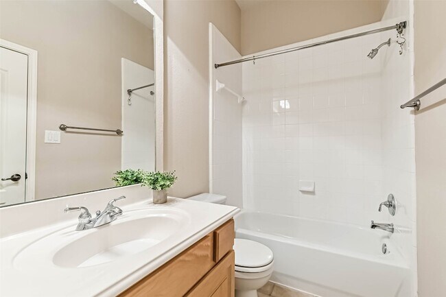 Building Photo - 5453 Fairdale Ln