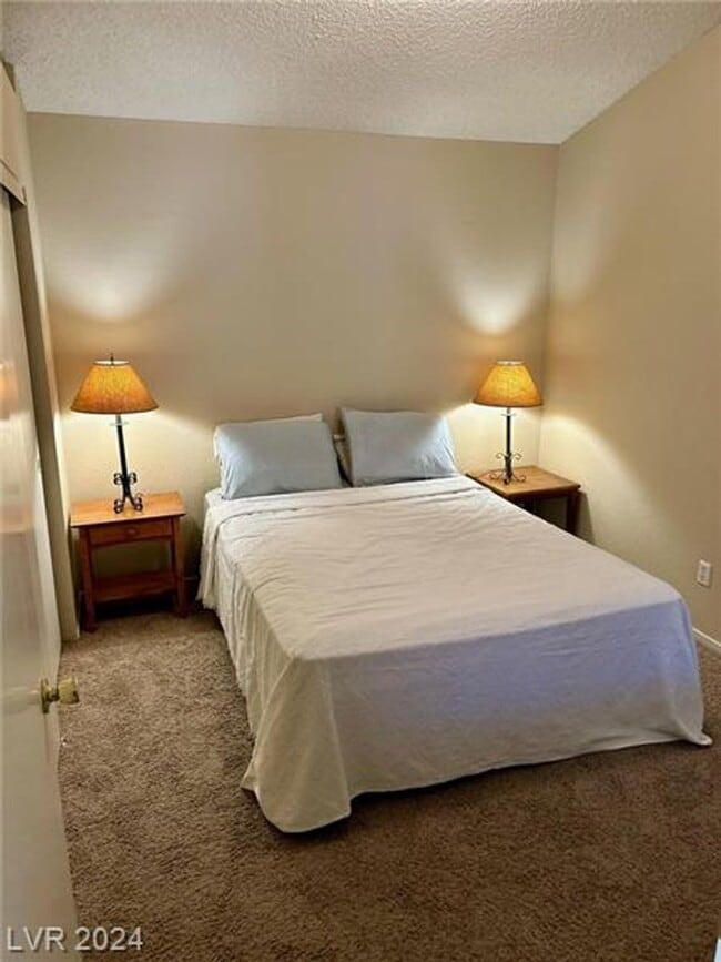 Building Photo - Furnished-Optional Single-Story Townhome in 89145