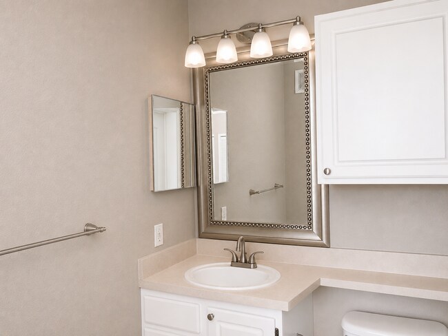 Building Photo - 1420 Lake Shadow Cir
