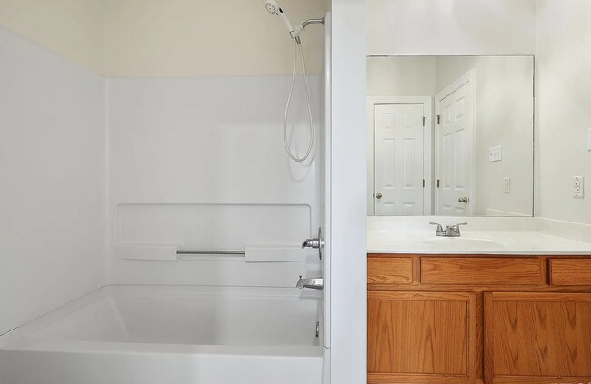 Building Photo - 1500 Brightside Dr