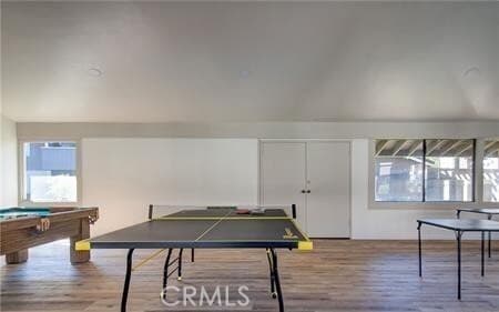 Building Photo - 165 Streamwood