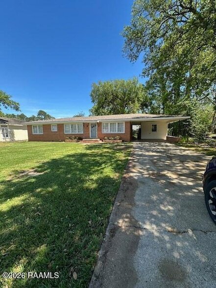 Building Photo - 244 N College Rd