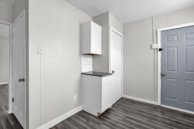 Building Photo - 1576-1578 Arlington Ave