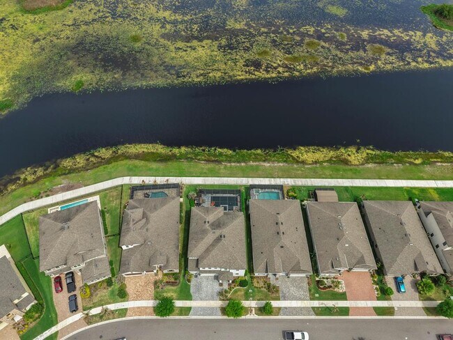 Building Photo - 12845 Satin Lily Dr