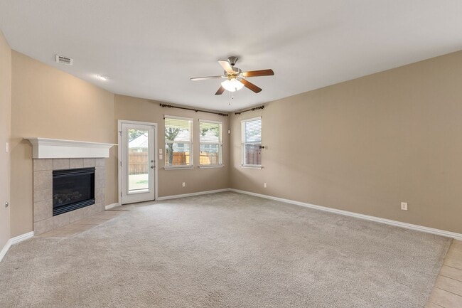 Building Photo - Beautiful Home In Exemplary Mansfield ISD