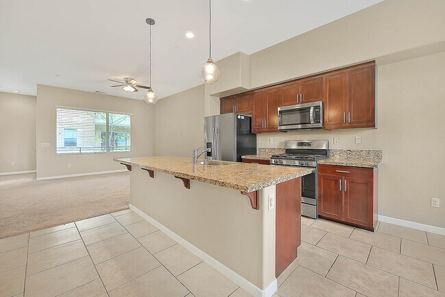 Building Photo - 741 Sawyer Pl