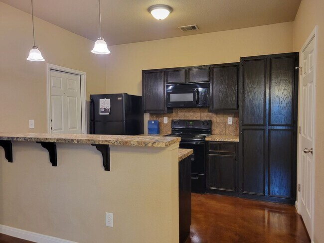Building Photo - 1514 Dakota Trce