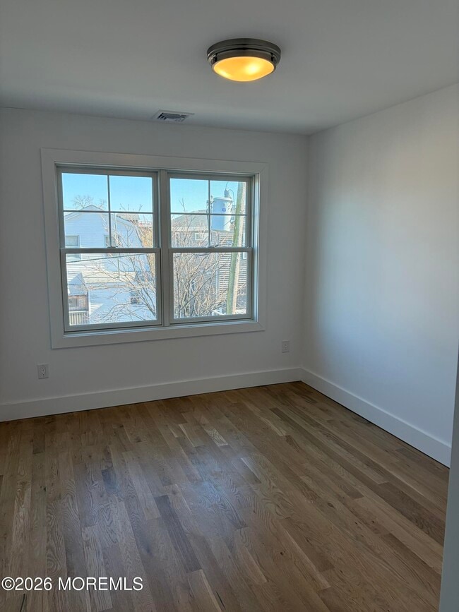 Building Photo - 36 North St