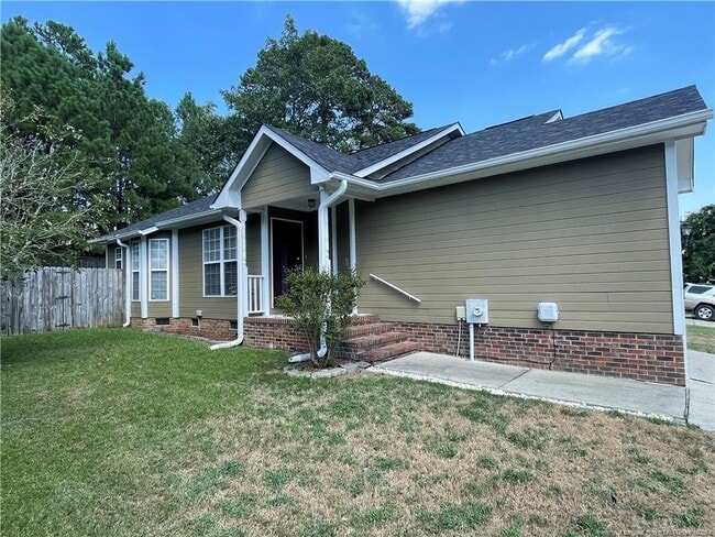 Primary Photo - 333 Abbottswood Dr