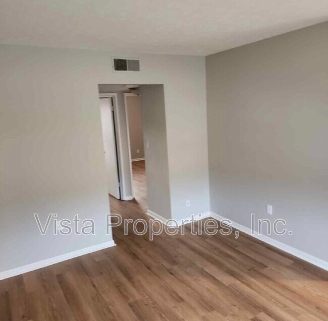 Building Photo - 4908 Saddlebrook Ln