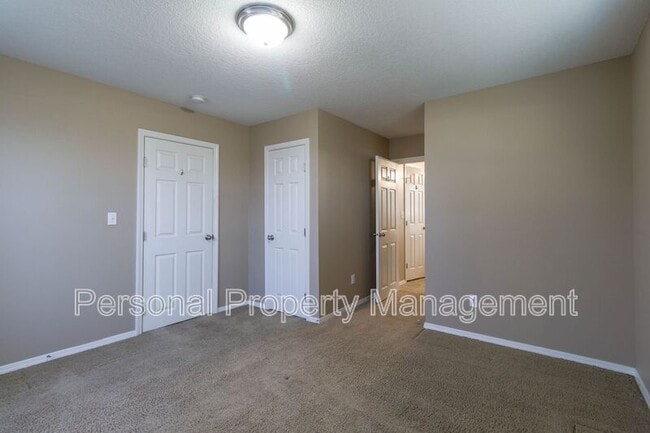 Building Photo - 5105 NE 78th St