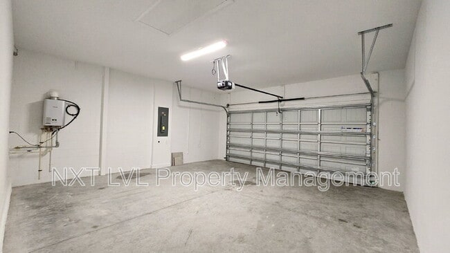 Building Photo - 15030 Anchorage Rd