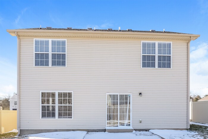 Building Photo - 710 Clear Cir
