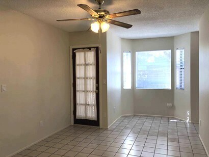 Building Photo - Nice 3 Bedroom Home with Countryside Commu...