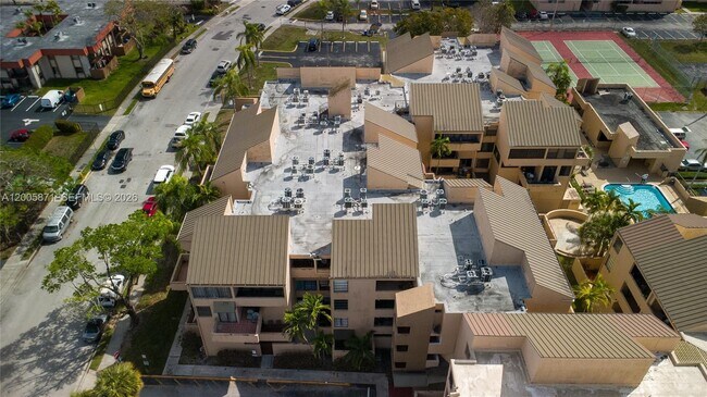 Building Photo - 10500 SW 108th Ave