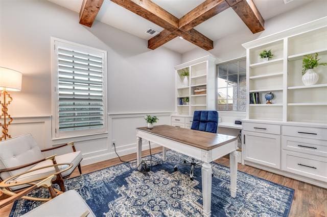 Building Photo - 3945 Wellesley Ave