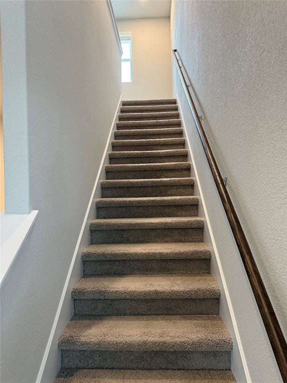 Building Photo - 2713 Paragon Fox Dr