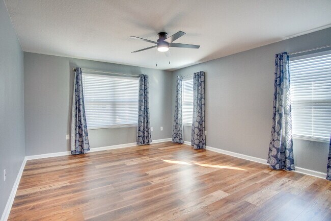 Building Photo - Move In for the Holidays! Heated Saltwater Pool & Tropical Backyard –$500 OFF First Month + Milit...