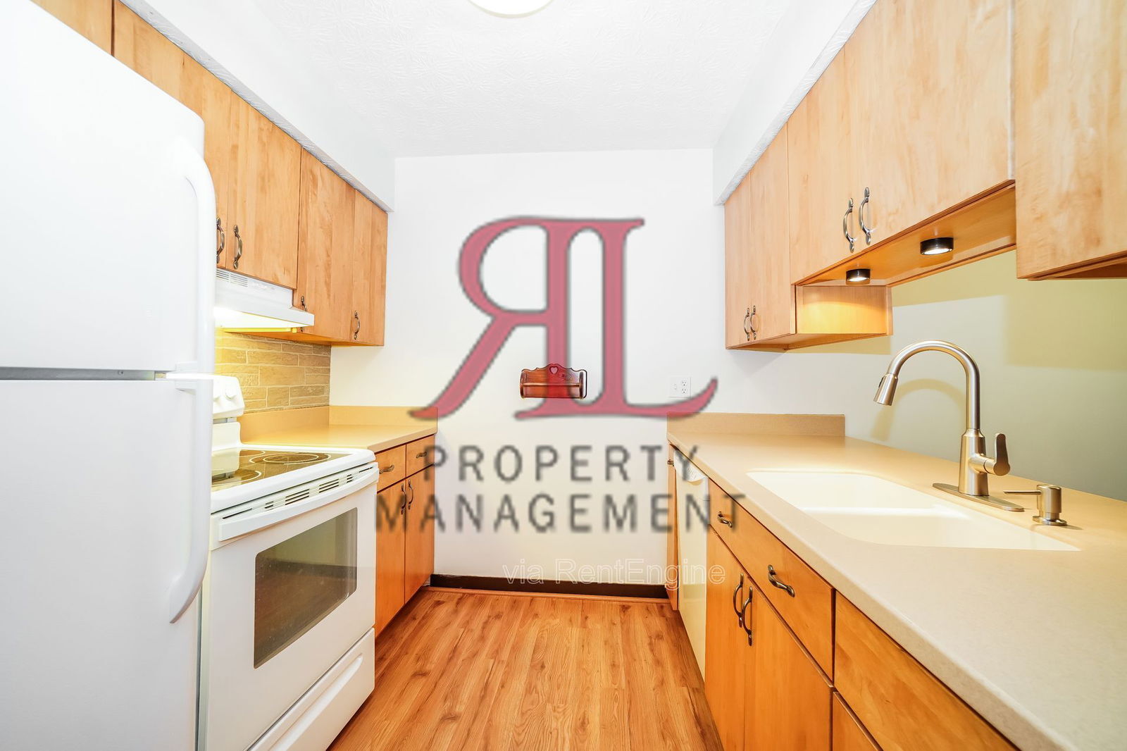 Building Photo - 5384 Ponderosa Dr