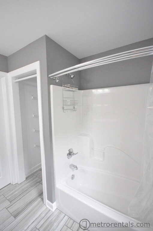 Building Photo - 1501 Perry St