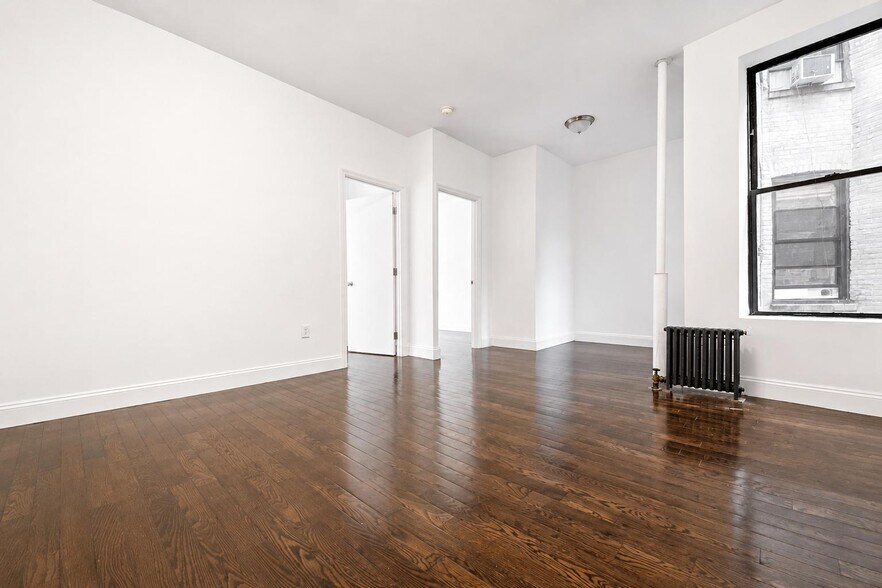 Building Photo - 529 W 151st St