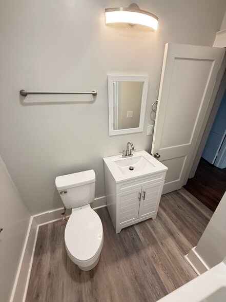 Building Photo - 1508 Alabama Ave SW