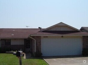 Building Photo - 3720 Winds W Ct