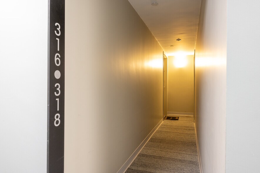 Building Photo - 12 Stoneholm St