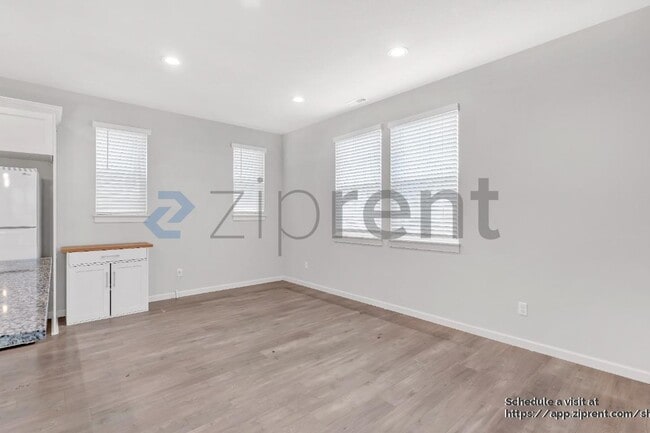 Building Photo - 30970 NW Turel Dr