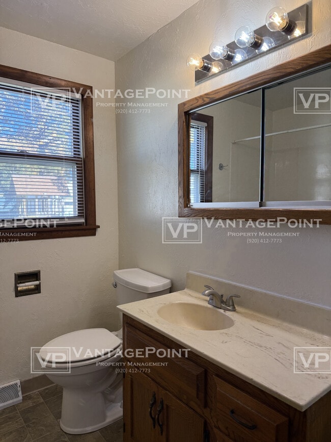 Building Photo - 1254 Rockdale St