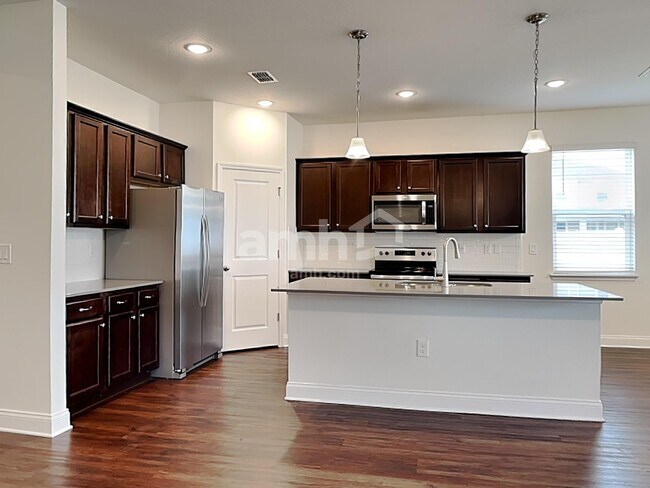 Building Photo - 953 Summer Stone Lp