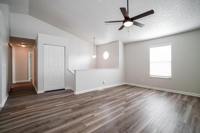 Building Photo - 3253 St Bernard Cir