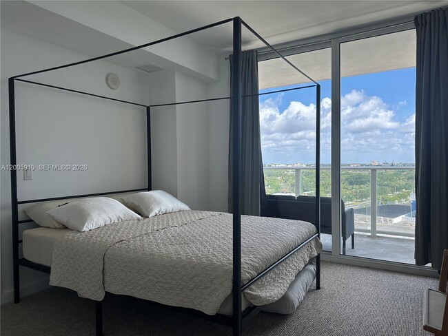 Building Photo - 4250 Biscayne Blvd