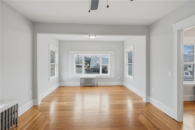 Building Photo - 67 Fred St