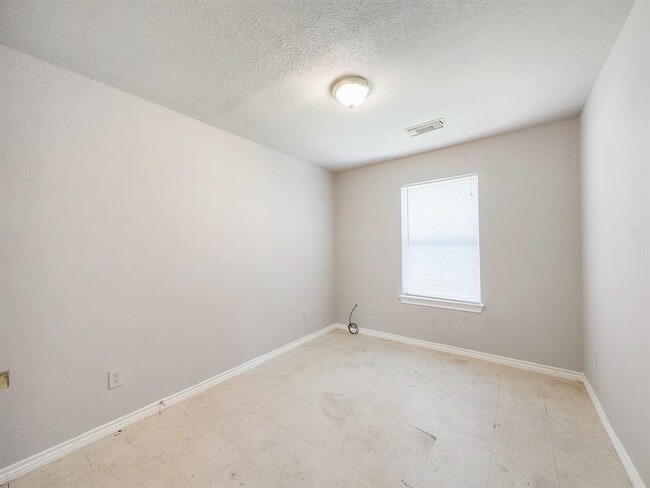Building Photo - 8029 Dockal Rd