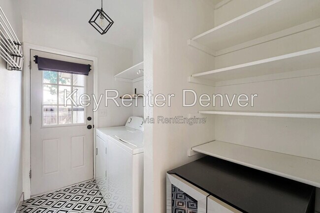 Building Photo - 4603 S Fraser Ct
