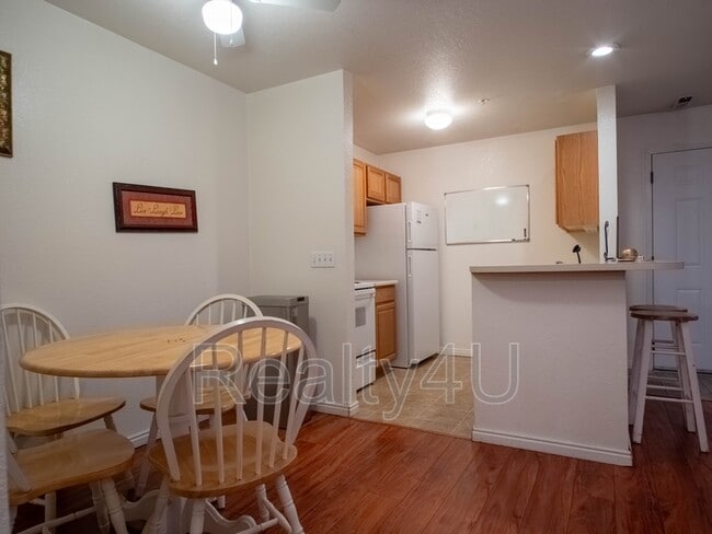 Building Photo - 108 W 1230 N St