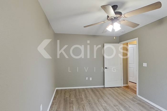 Building Photo - 8511 Taos Dr