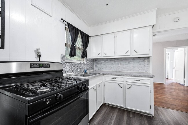 Building Photo - 3723 Odin Ct